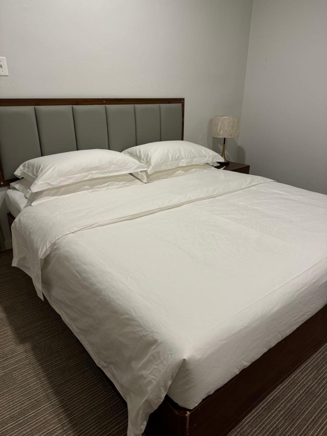 Water Bay Hotel Saipan 加拉班 外观 照片