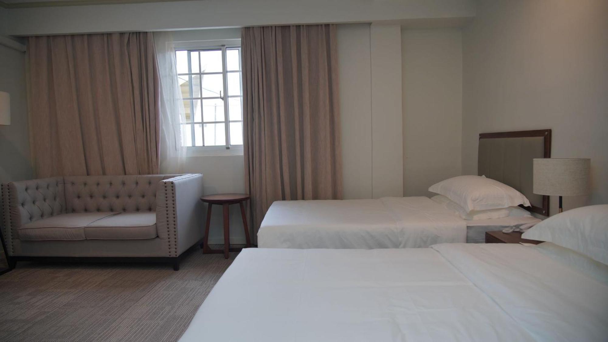 Water Bay Hotel Saipan 加拉班 外观 照片